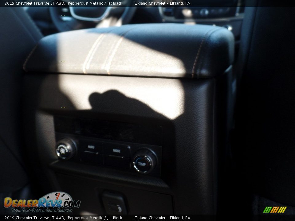 2019 Chevrolet Traverse LT AWD Pepperdust Metallic / Jet Black Photo #14