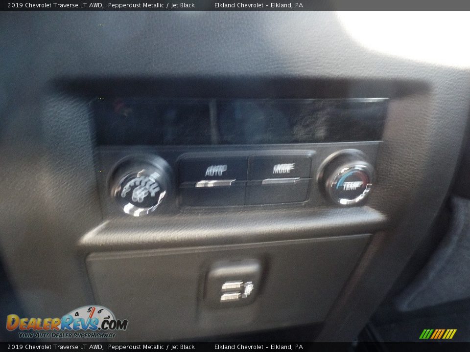 2019 Chevrolet Traverse LT AWD Pepperdust Metallic / Jet Black Photo #19