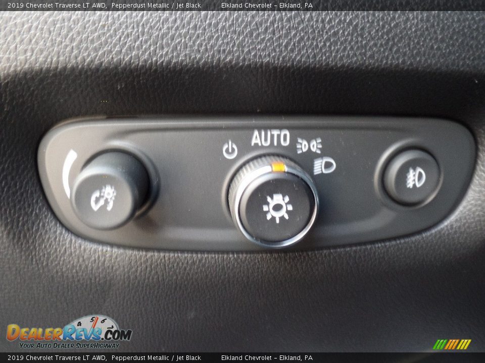 2019 Chevrolet Traverse LT AWD Pepperdust Metallic / Jet Black Photo #23