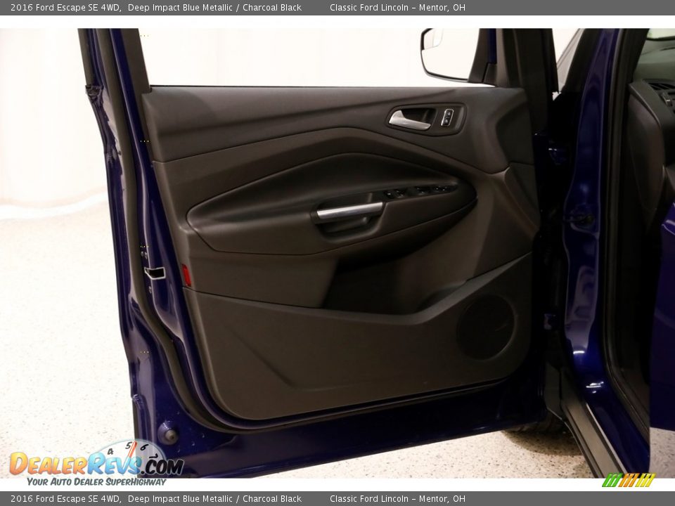 2016 Ford Escape SE 4WD Deep Impact Blue Metallic / Charcoal Black Photo #4