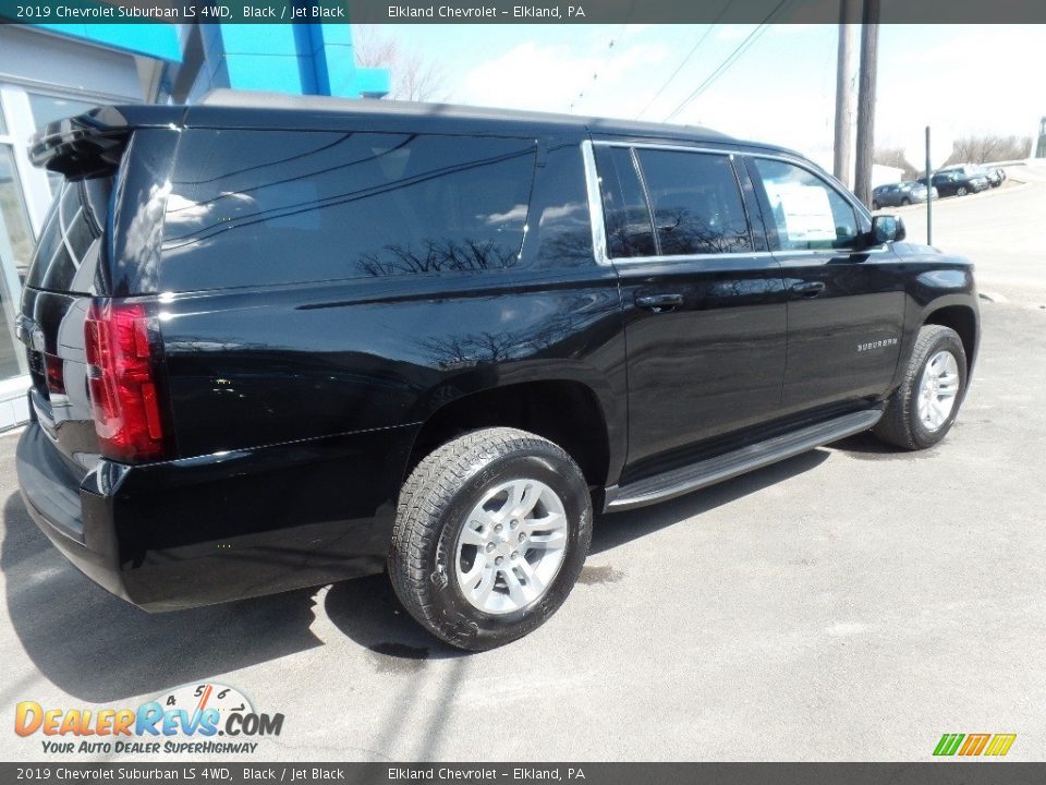 2019 Chevrolet Suburban LS 4WD Black / Jet Black Photo #9