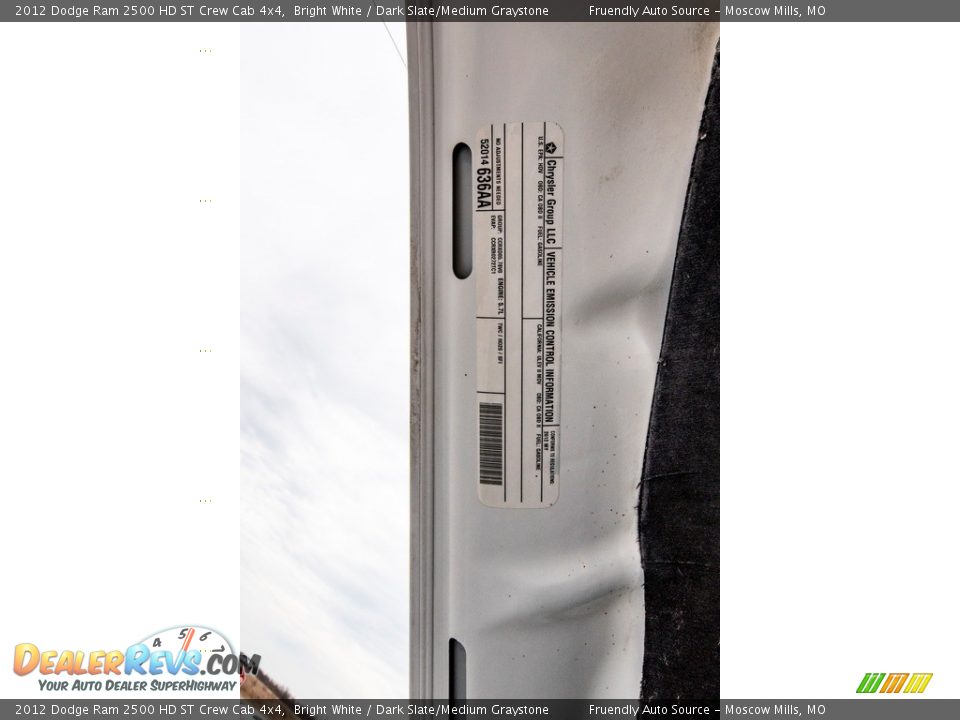 2012 Dodge Ram 2500 HD ST Crew Cab 4x4 Bright White / Dark Slate/Medium Graystone Photo #16
