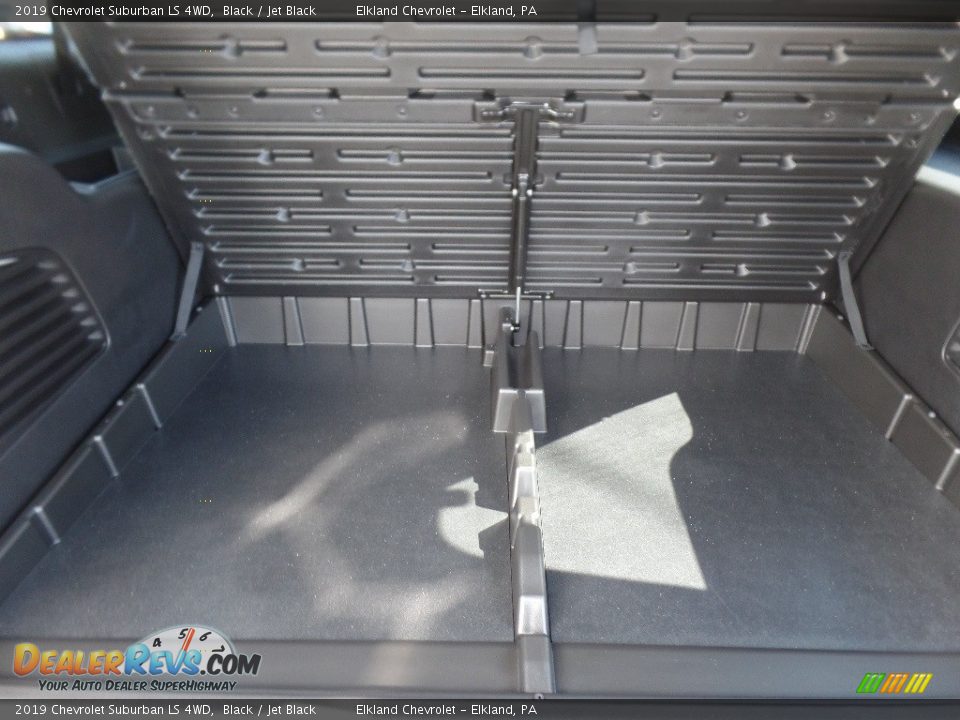 2019 Chevrolet Suburban LS 4WD Black / Jet Black Photo #18