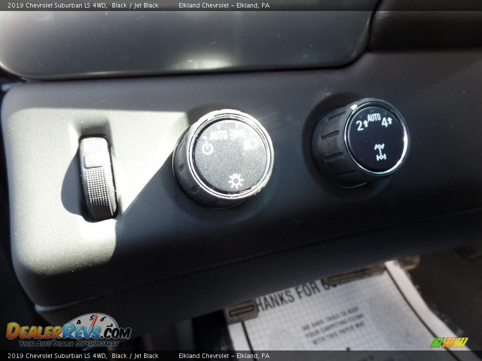 2019 Chevrolet Suburban LS 4WD Black / Jet Black Photo #25