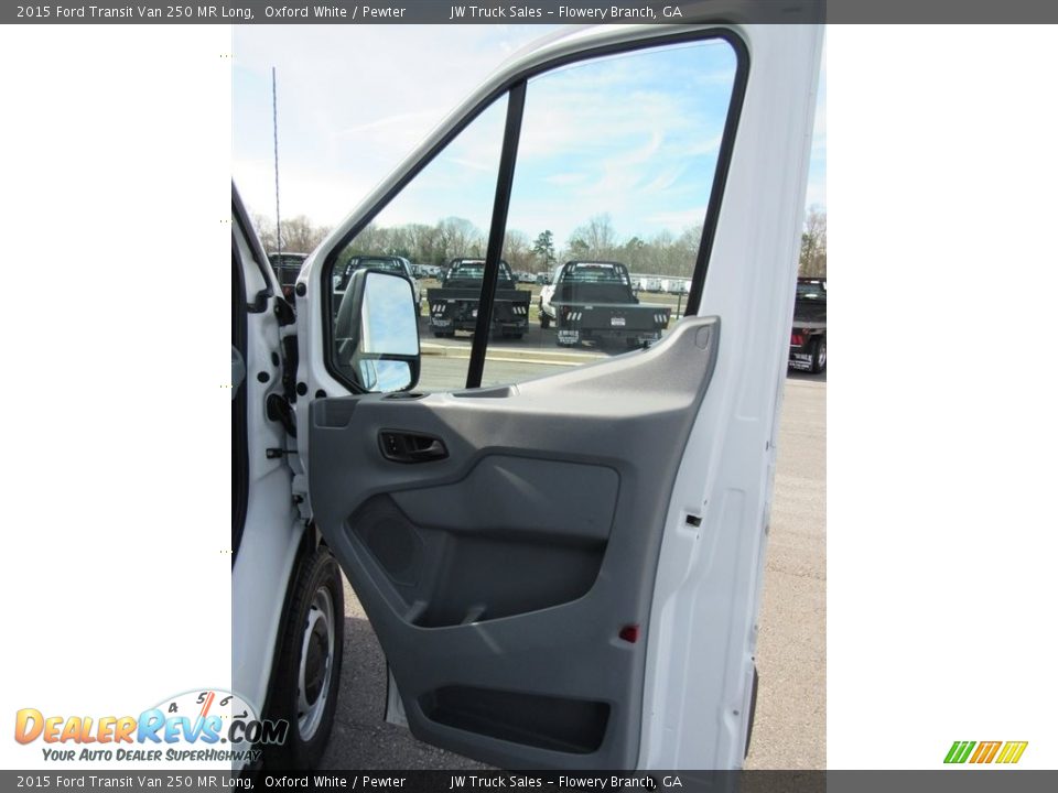2015 Ford Transit Van 250 MR Long Oxford White / Pewter Photo #27