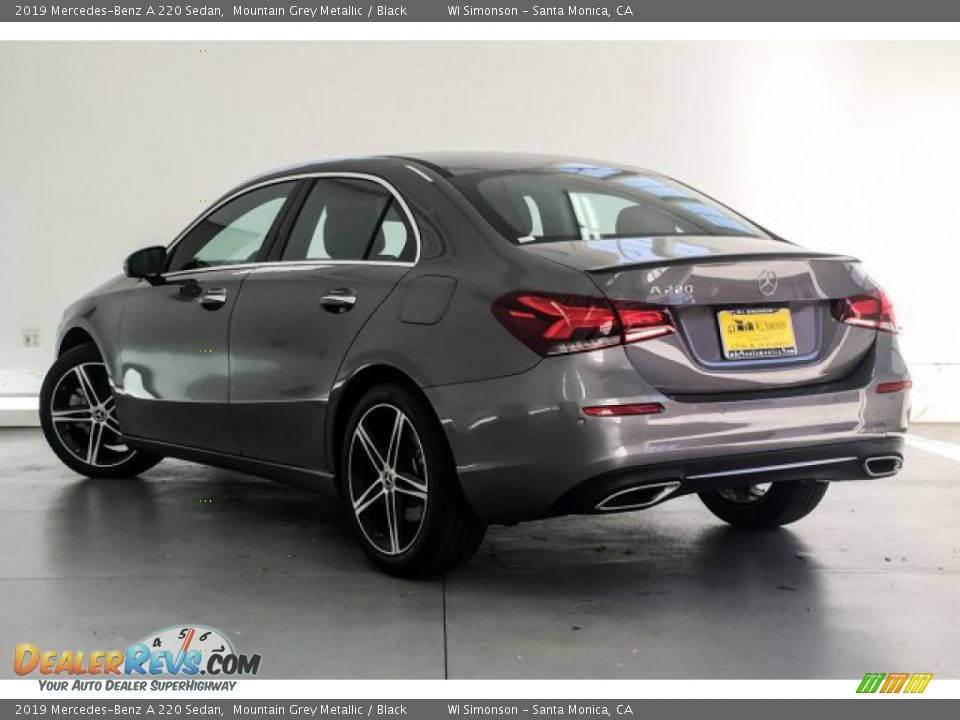 2019 Mercedes-Benz A 220 Sedan Mountain Grey Metallic / Black Photo #2