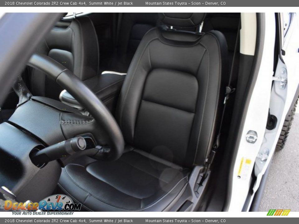 Front Seat of 2018 Chevrolet Colorado ZR2 Crew Cab 4x4 Photo #12