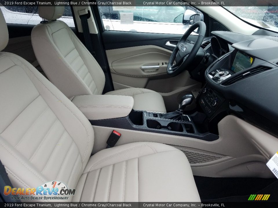 2019 Ford Escape Titanium Lightning Blue / Chromite Gray/Charcoal Black Photo #12