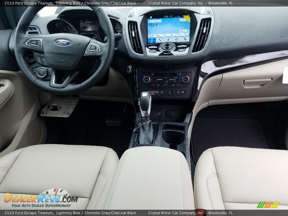 2019 Ford Escape Titanium Lightning Blue / Chromite Gray/Charcoal Black Photo #13