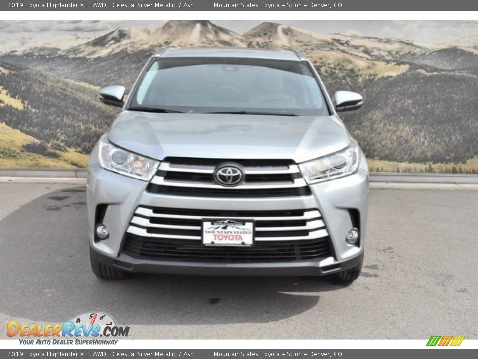 2019 Toyota Highlander XLE AWD Celestial Silver Metallic / Ash Photo #2