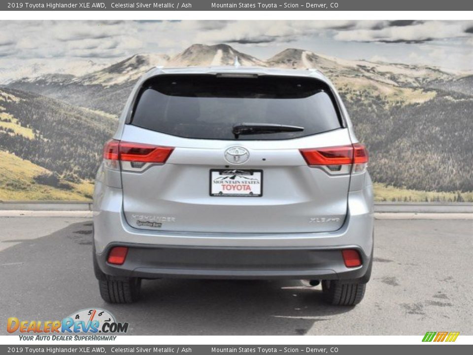 2019 Toyota Highlander XLE AWD Celestial Silver Metallic / Ash Photo #4