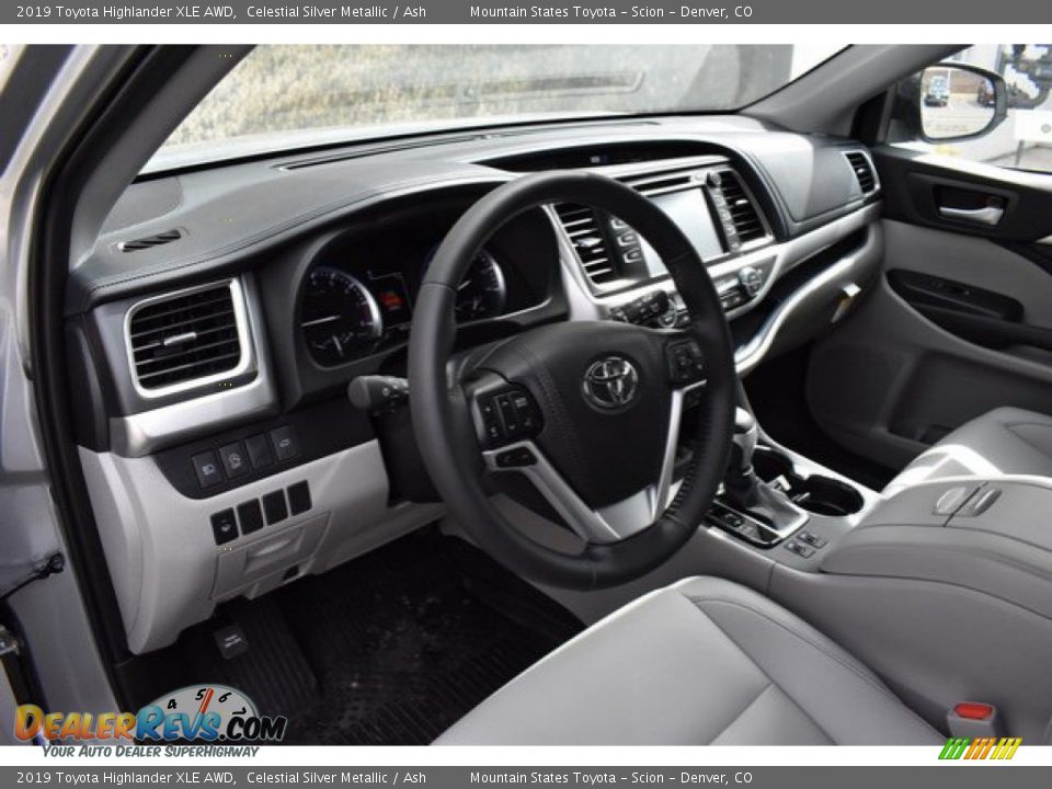 2019 Toyota Highlander XLE AWD Celestial Silver Metallic / Ash Photo #5
