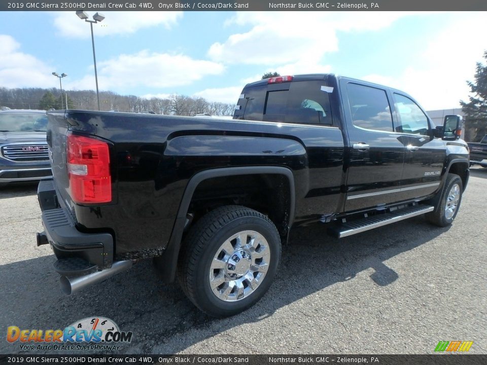 2019 GMC Sierra 2500HD Denali Crew Cab 4WD Onyx Black / Cocoa/Dark Sand Photo #5