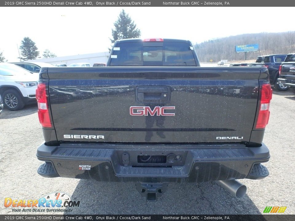 2019 GMC Sierra 2500HD Denali Crew Cab 4WD Onyx Black / Cocoa/Dark Sand Photo #6