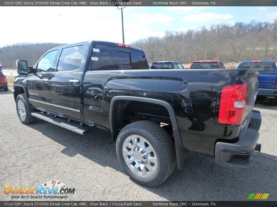 2019 GMC Sierra 2500HD Denali Crew Cab 4WD Onyx Black / Cocoa/Dark Sand Photo #7
