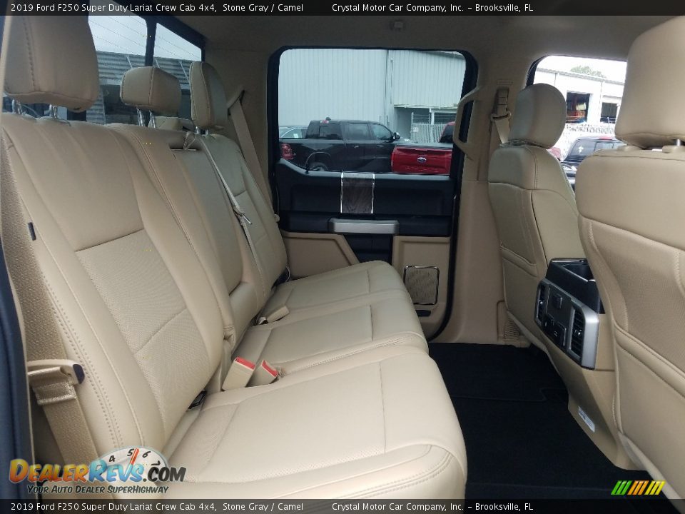2019 Ford F250 Super Duty Lariat Crew Cab 4x4 Stone Gray / Camel Photo #11