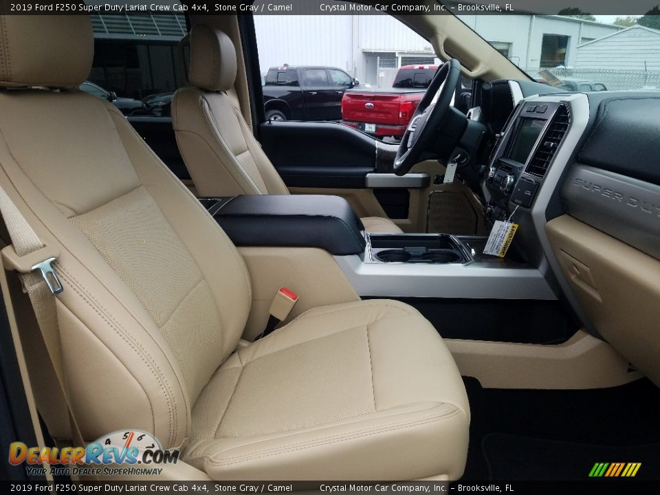 2019 Ford F250 Super Duty Lariat Crew Cab 4x4 Stone Gray / Camel Photo #12