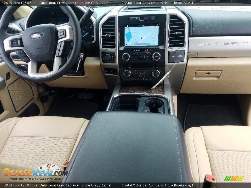2019 Ford F250 Super Duty Lariat Crew Cab 4x4 Stone Gray / Camel Photo #13