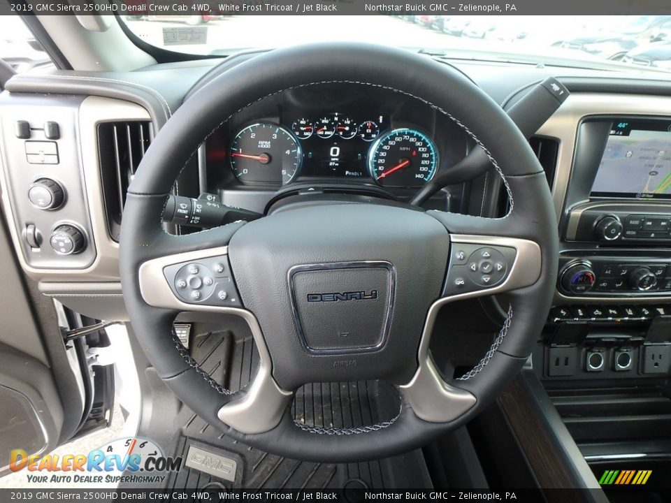 2019 GMC Sierra 2500HD Denali Crew Cab 4WD White Frost Tricoat / Jet Black Photo #17