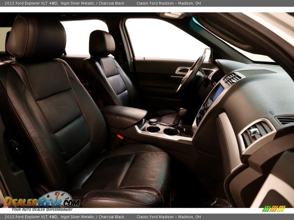 2013 Ford Explorer XLT 4WD Ingot Silver Metallic / Charcoal Black Photo #17