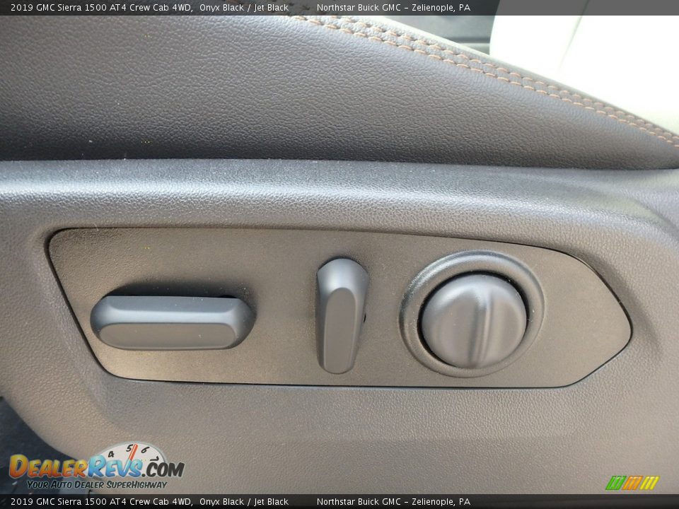 2019 GMC Sierra 1500 AT4 Crew Cab 4WD Onyx Black / Jet Black Photo #16