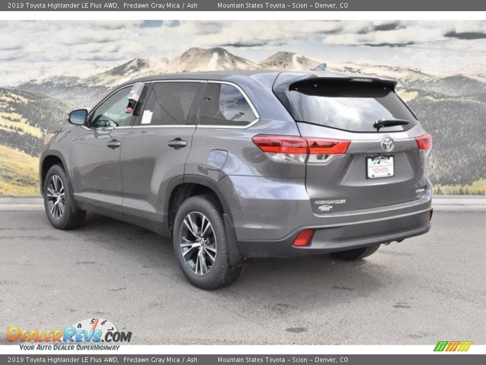 2019 Toyota Highlander LE Plus AWD Predawn Gray Mica / Ash Photo #3