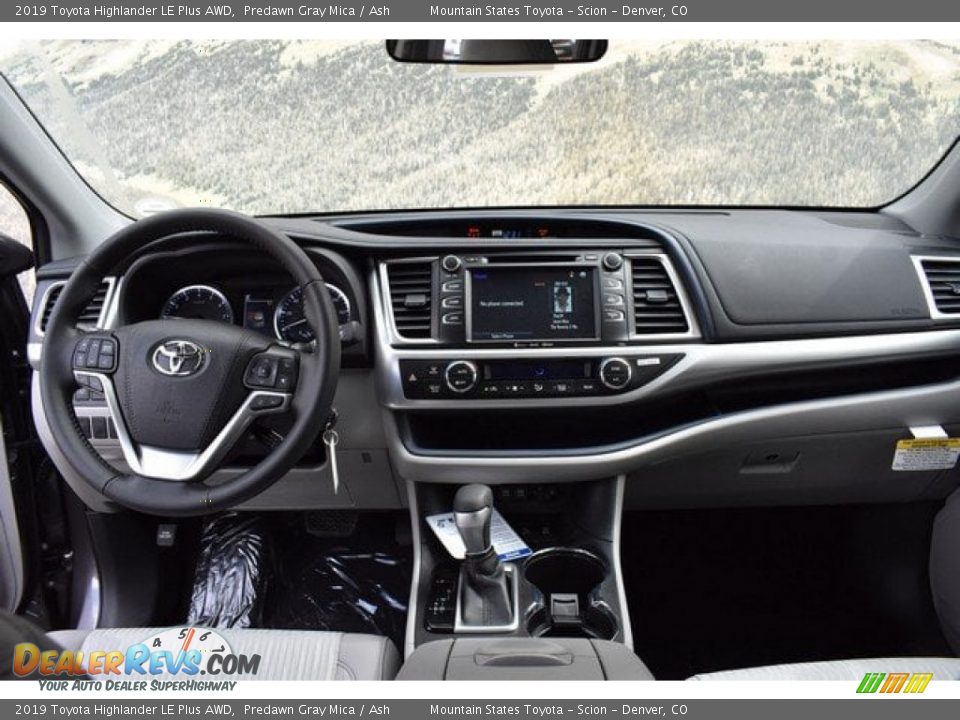 2019 Toyota Highlander LE Plus AWD Predawn Gray Mica / Ash Photo #7
