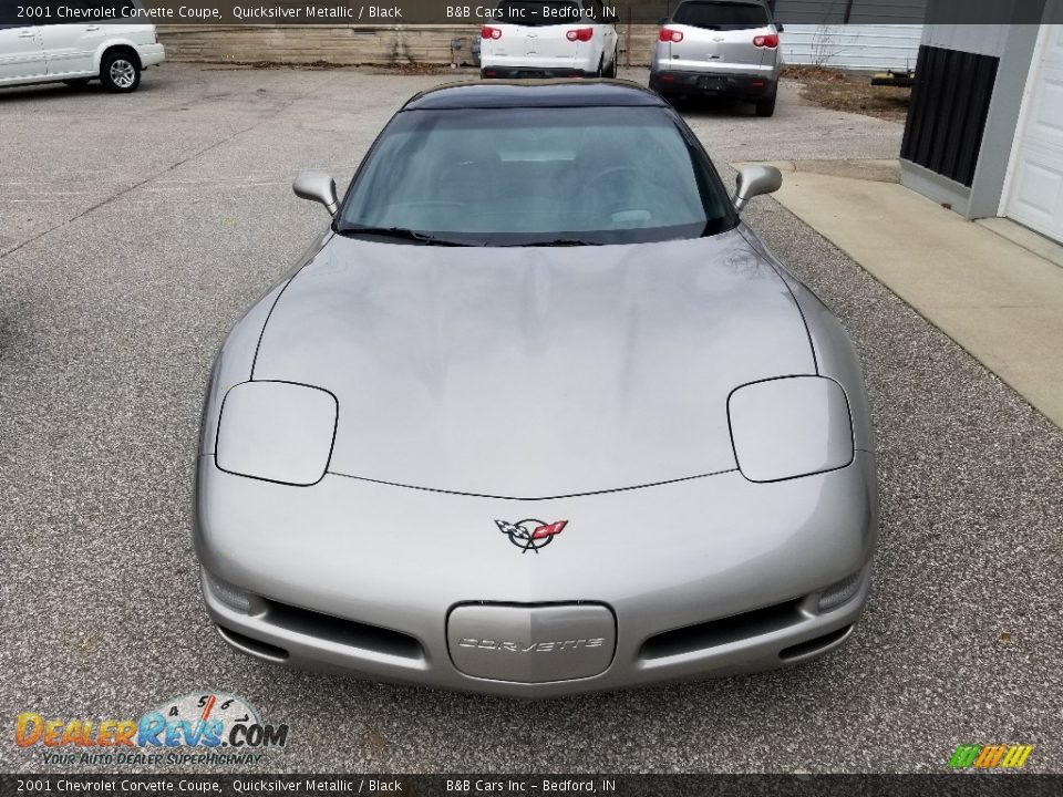2001 Chevrolet Corvette Coupe Quicksilver Metallic / Black Photo #2