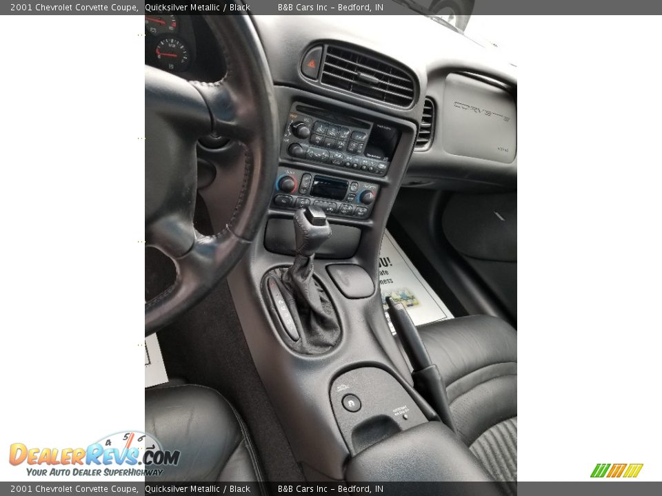 2001 Chevrolet Corvette Coupe Quicksilver Metallic / Black Photo #11