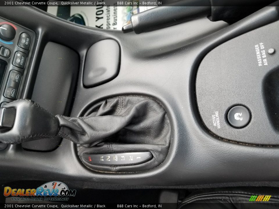 2001 Chevrolet Corvette Coupe Quicksilver Metallic / Black Photo #19