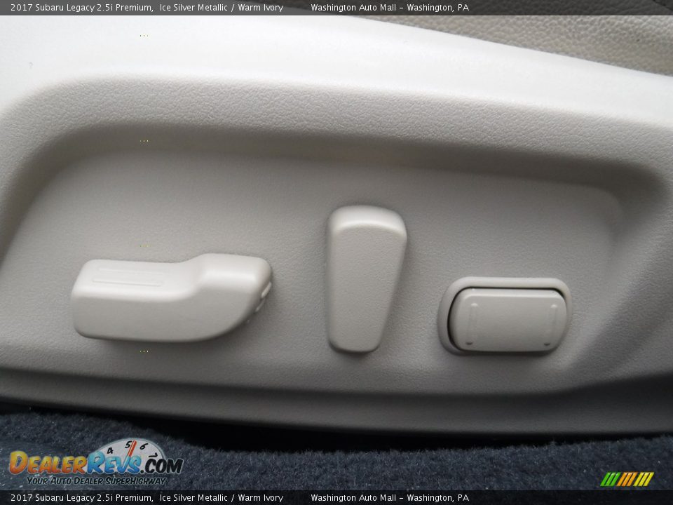 2017 Subaru Legacy 2.5i Premium Ice Silver Metallic / Warm Ivory Photo #16