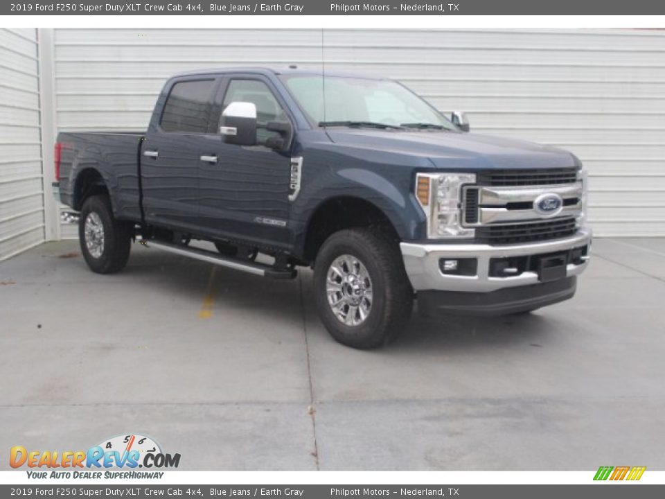 2019 Ford F250 Super Duty XLT Crew Cab 4x4 Blue Jeans / Earth Gray Photo #2