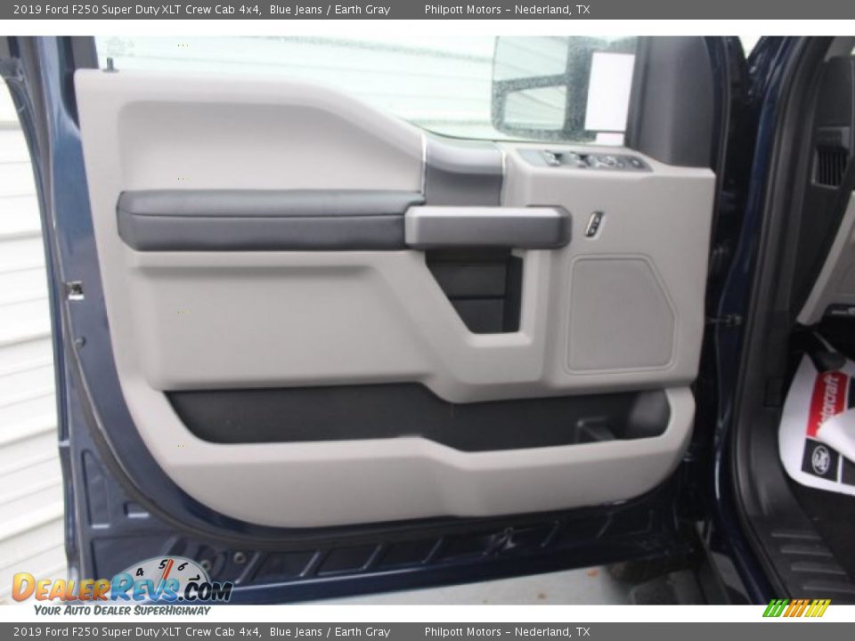 2019 Ford F250 Super Duty XLT Crew Cab 4x4 Blue Jeans / Earth Gray Photo #9