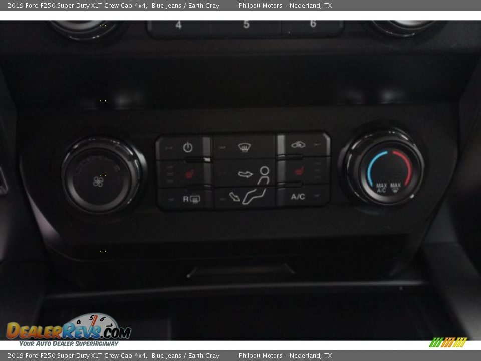 2019 Ford F250 Super Duty XLT Crew Cab 4x4 Blue Jeans / Earth Gray Photo #12
