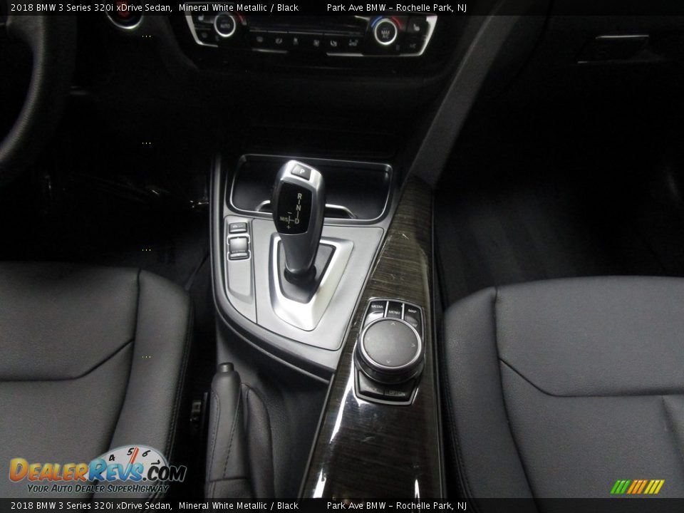 2018 BMW 3 Series 320i xDrive Sedan Mineral White Metallic / Black Photo #22