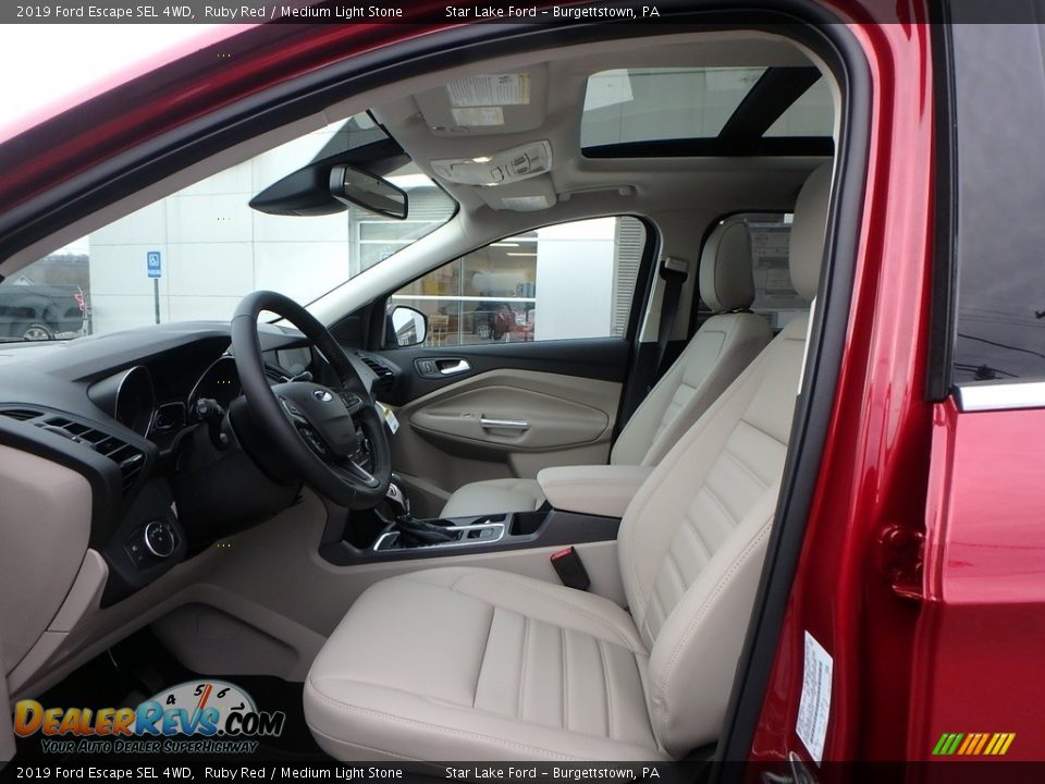2019 Ford Escape SEL 4WD Ruby Red / Medium Light Stone Photo #10