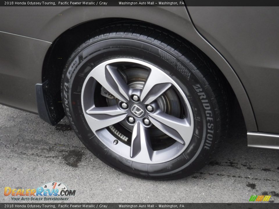 2018 Honda Odyssey Touring Pacific Pewter Metallic / Gray Photo #3