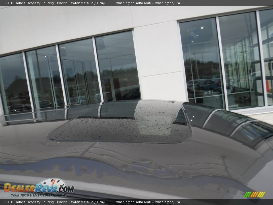 2018 Honda Odyssey Touring Pacific Pewter Metallic / Gray Photo #4