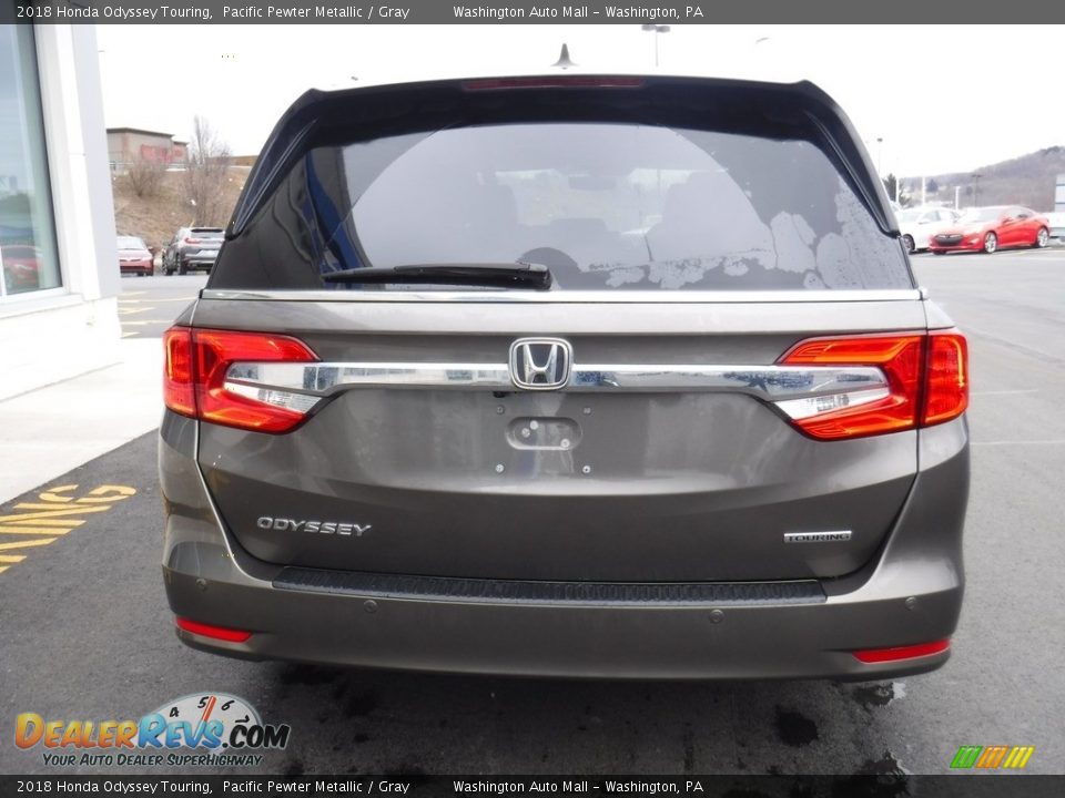 2018 Honda Odyssey Touring Pacific Pewter Metallic / Gray Photo #8
