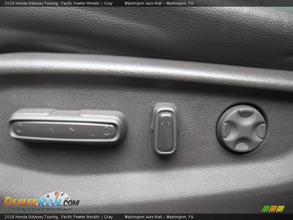 2018 Honda Odyssey Touring Pacific Pewter Metallic / Gray Photo #12