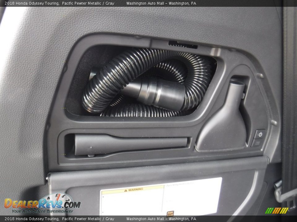 2018 Honda Odyssey Touring Pacific Pewter Metallic / Gray Photo #29