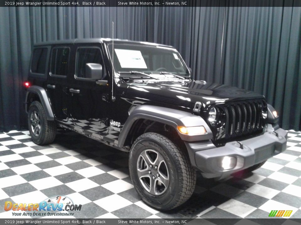 2019 Jeep Wrangler Unlimited Sport 4x4 Black / Black Photo #4