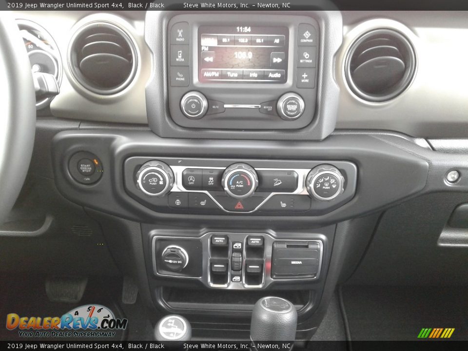 2019 Jeep Wrangler Unlimited Sport 4x4 Black / Black Photo #19