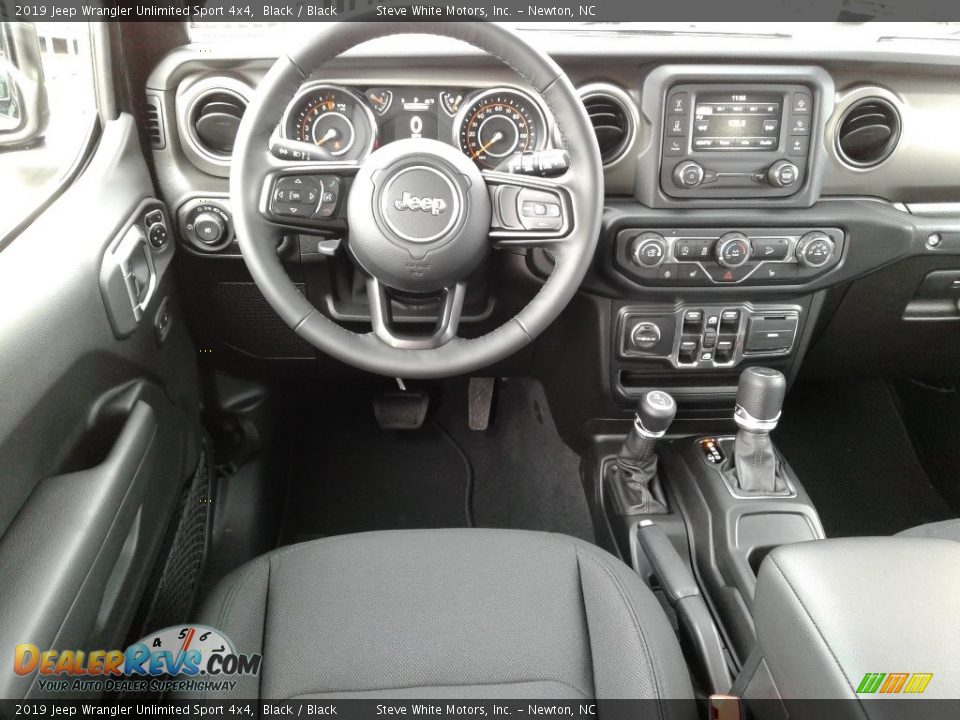 2019 Jeep Wrangler Unlimited Sport 4x4 Black / Black Photo #24