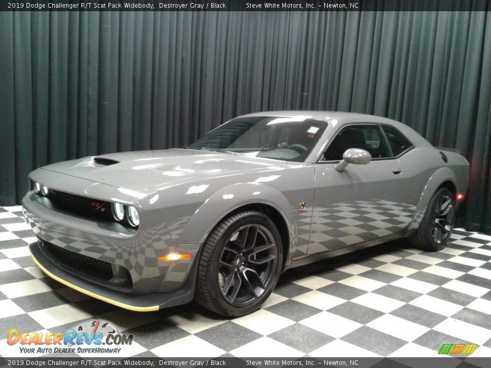2019 Dodge Challenger R/T Scat Pack Widebody Destroyer Gray / Black Photo #2