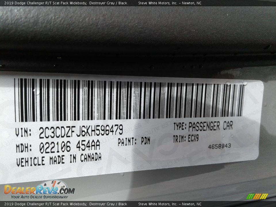2019 Dodge Challenger R/T Scat Pack Widebody Destroyer Gray / Black Photo #33