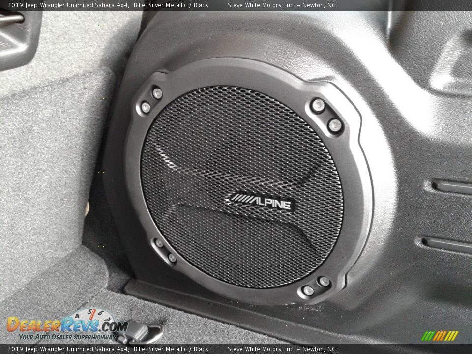 2019 Jeep Wrangler Unlimited Sahara 4x4 Billet Silver Metallic / Black Photo #13