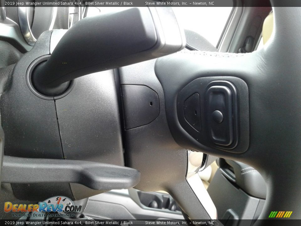 2019 Jeep Wrangler Unlimited Sahara 4x4 Billet Silver Metallic / Black Photo #16