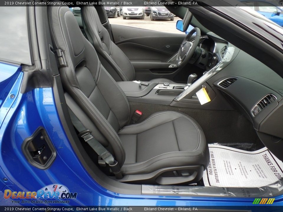 Front Seat of 2019 Chevrolet Corvette Stingray Coupe Photo #35
