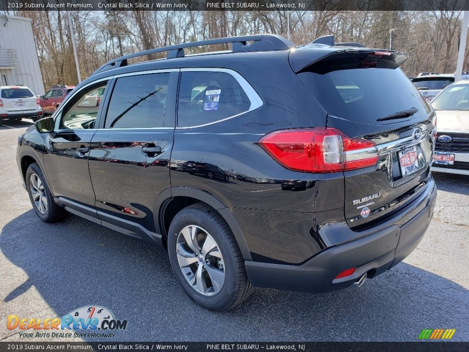 2019 Subaru Ascent Premium Crystal Black Silica / Warm Ivory Photo #4